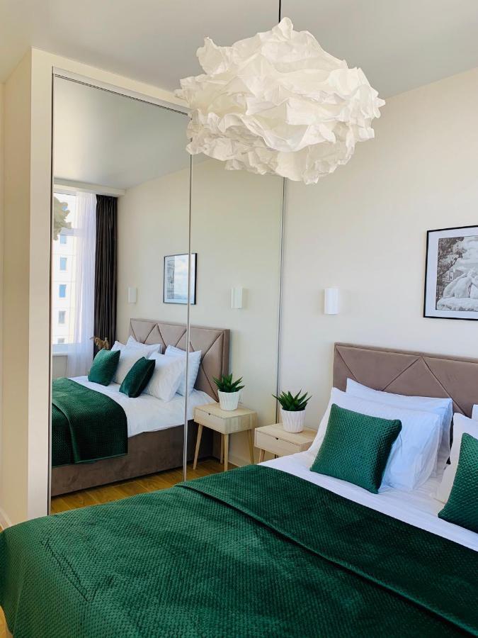 Arcadia Sunrise Sea View Apartment Одеса Екстериор снимка