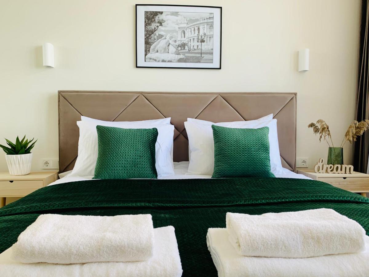 Arcadia Sunrise Sea View Apartment Одеса Екстериор снимка