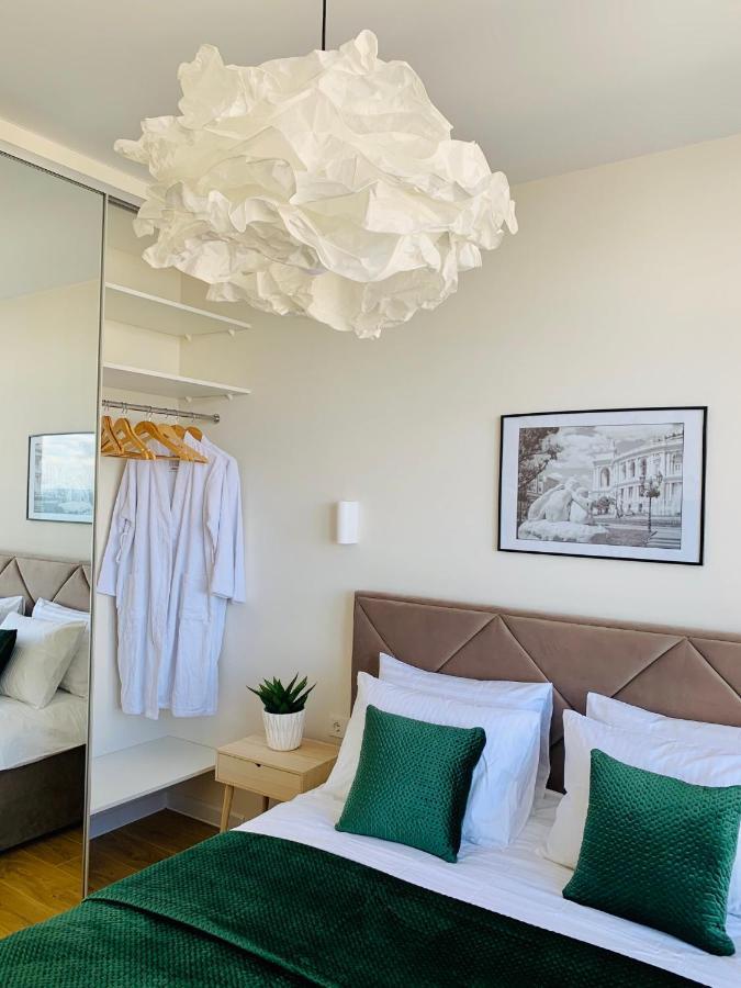 Arcadia Sunrise Sea View Apartment Одеса Екстериор снимка
