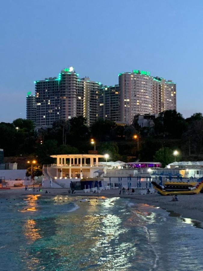 Arcadia Sunrise Sea View Apartment Одеса Екстериор снимка