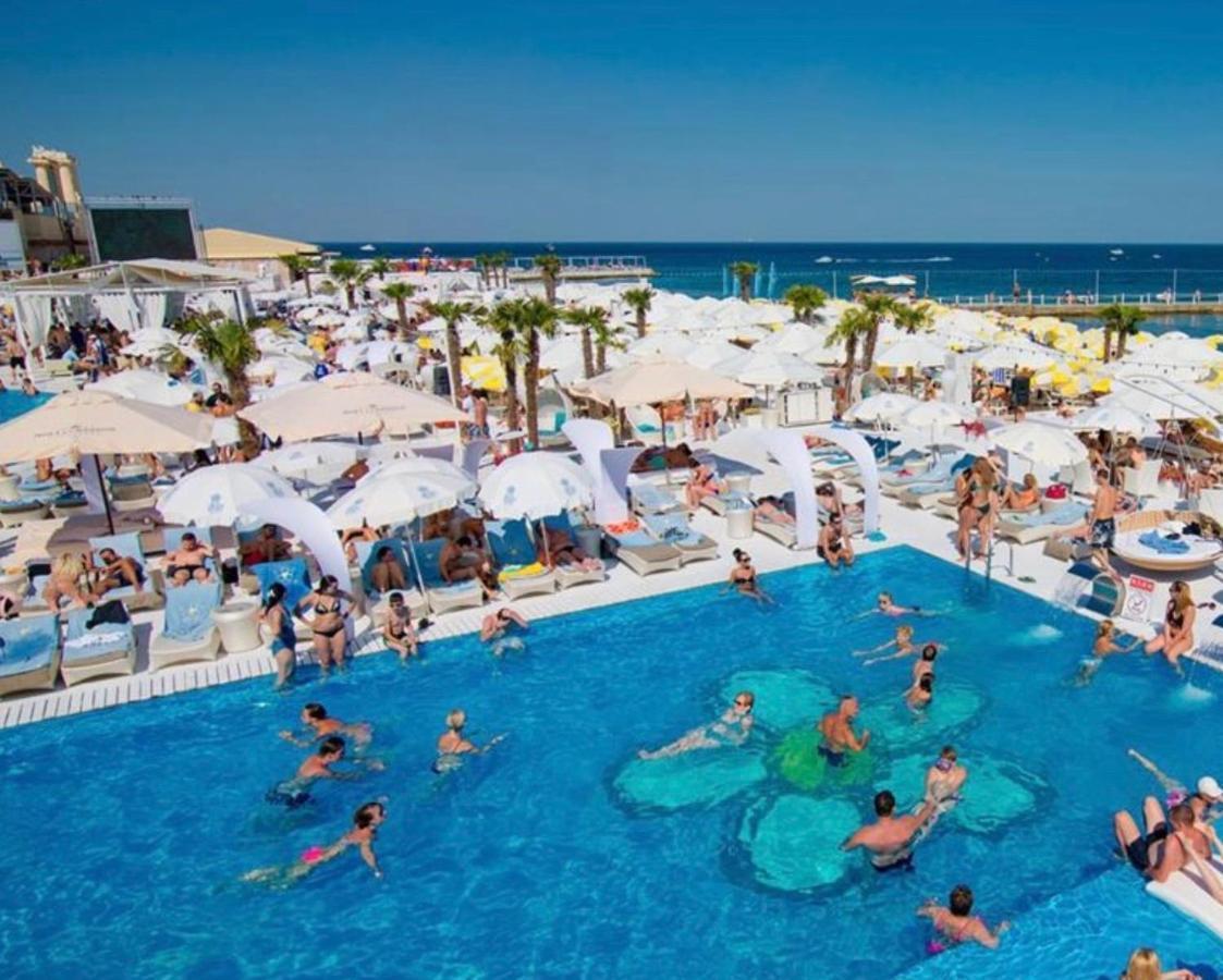 Arcadia Sunrise Sea View Apartment Одеса Екстериор снимка