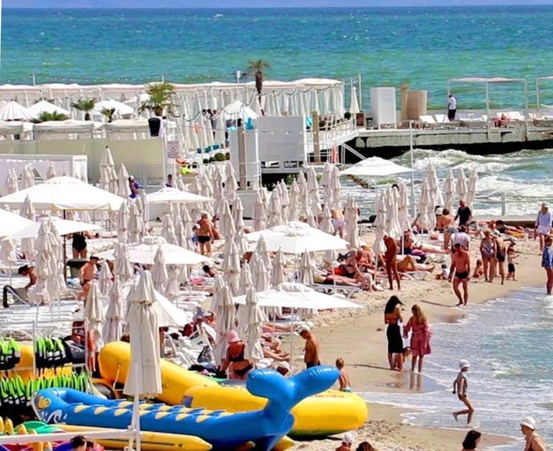 Arcadia Sunrise Sea View Apartment Одеса Екстериор снимка